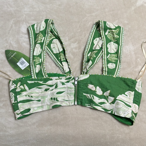 LACE MONSTERAS GREEN CROP TOP - Picture 2 of 3